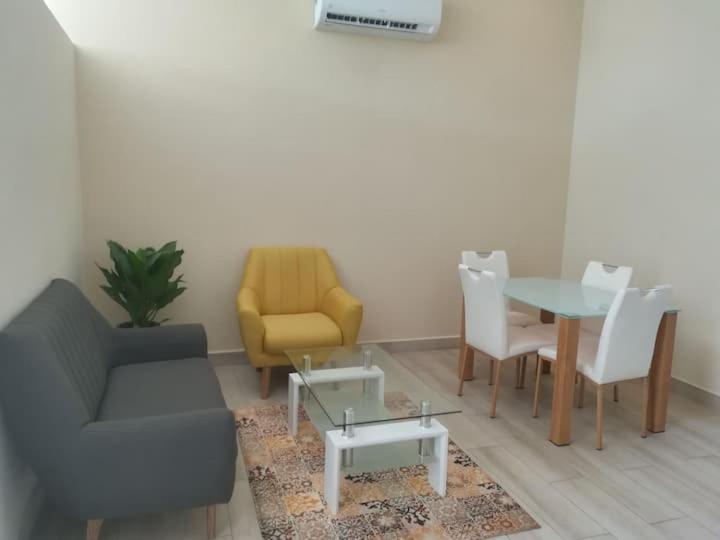 Apartotel Casa Franco *